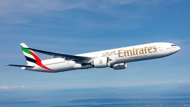 HD-wallpaper-emirates-plane-flying-airlines-1659070235.jpg
